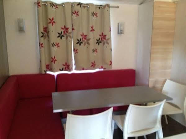 Hotel Camping Neptuno Pals Exterior foto